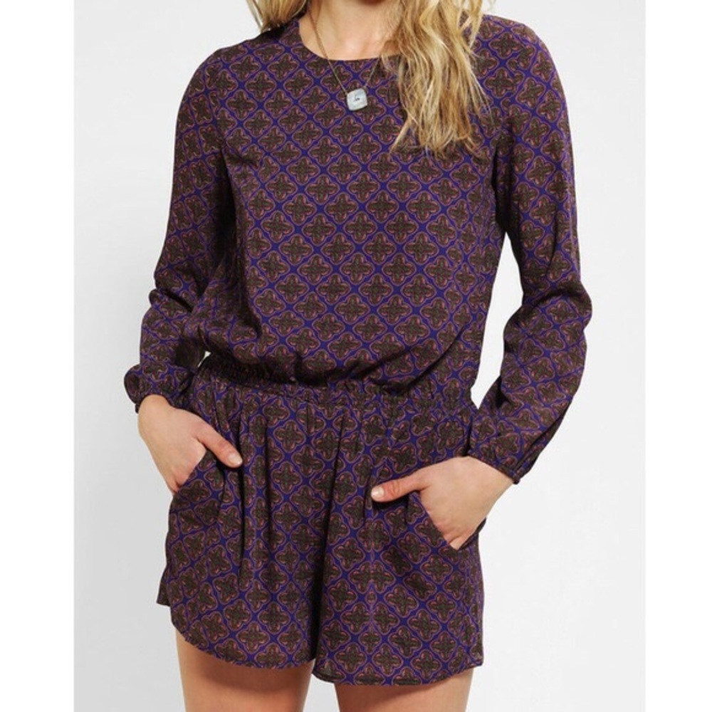 Lucca Couture Open Back Romper w/ Pockets Medium